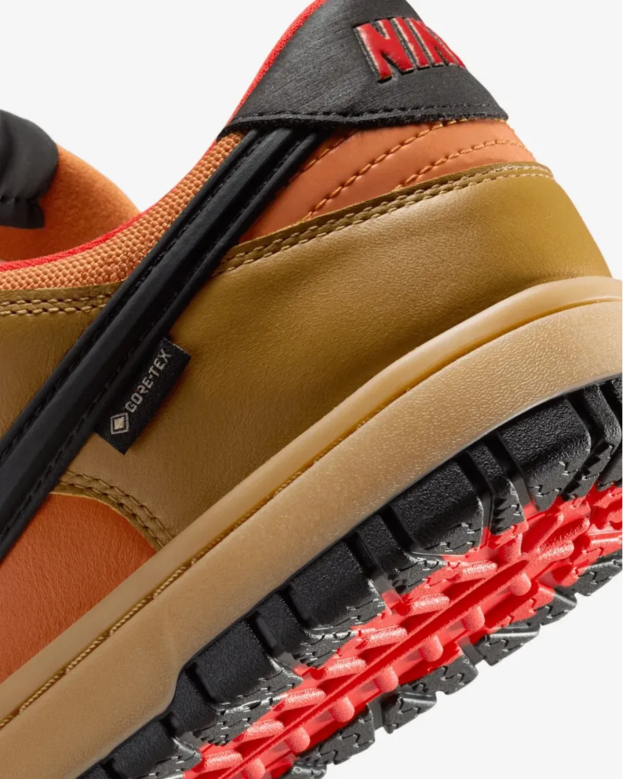 Кросівки Nike Dunk Low Gore‑Tex HQ2053-700