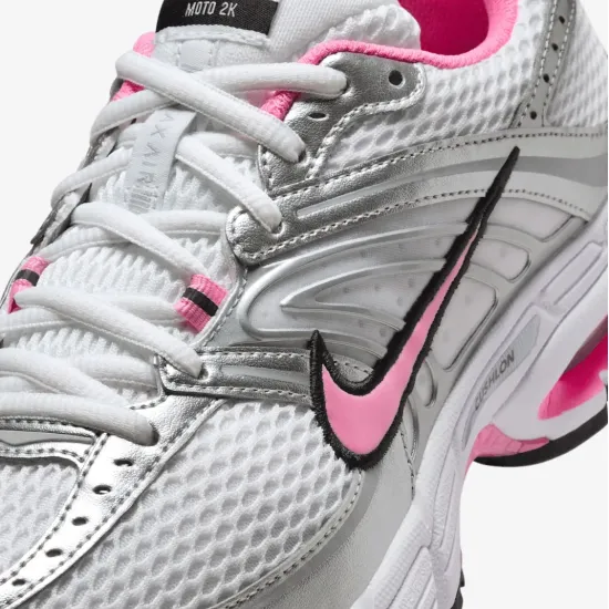Кросівки Nike Air Max Moto 2K HQ2056-101