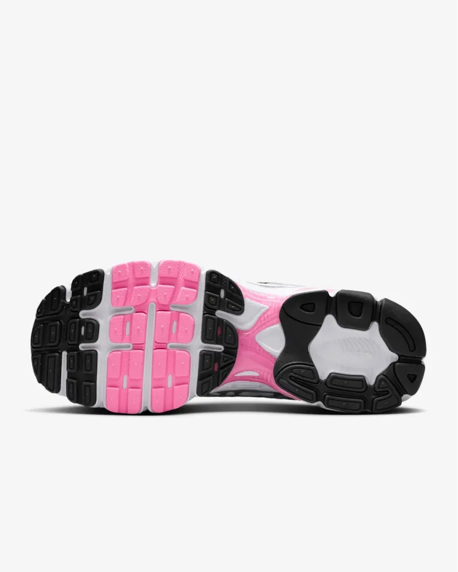 Кросівки Nike Air Max Moto 2K HQ2056-101