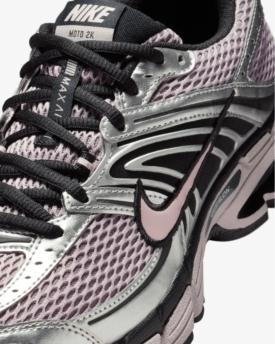 Кросівки Nike Air Max Moto 2K HQ2056-200