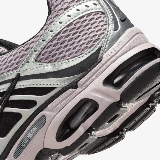 Кросівки Nike Air Max Moto 2K HQ2056-200