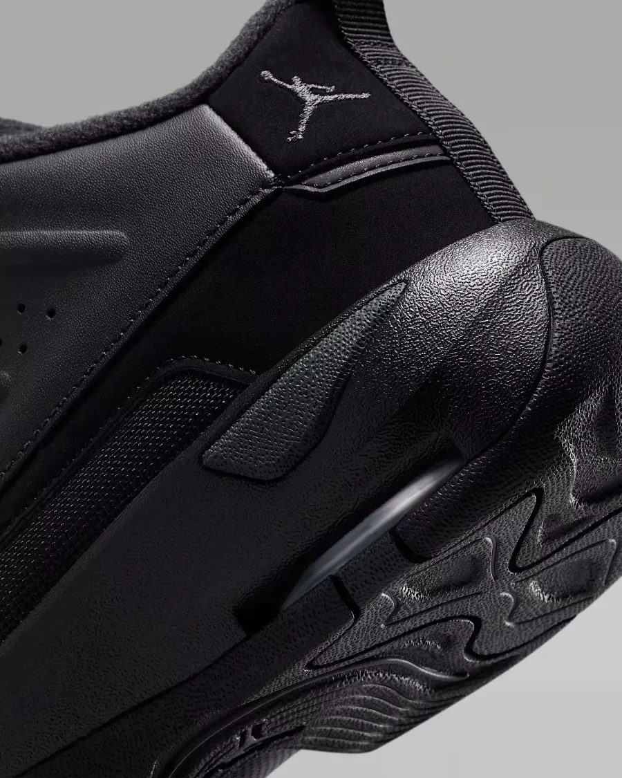 Кросівки Nike Air Jordan Max Aura 7 HQ2089-001