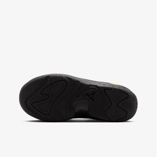 Кросівки Nike Air Jordan Max Aura 7 HQ2089-007