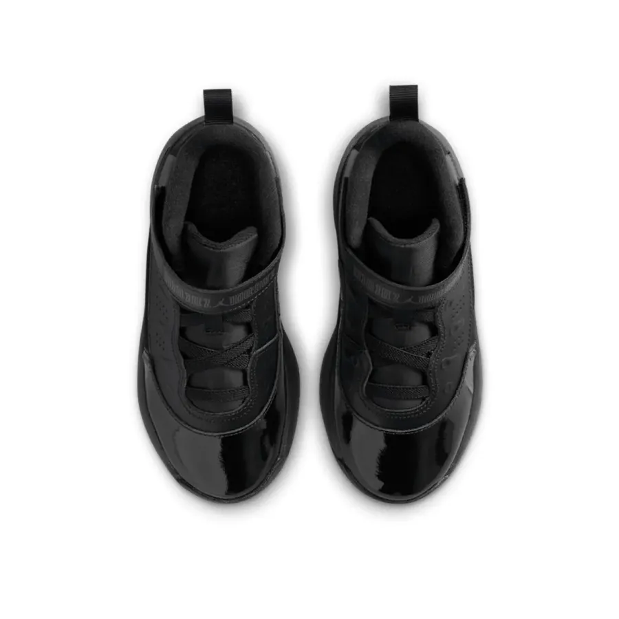 Кросівки Nike Air Jordan Max Aura 7 HQ2090-001