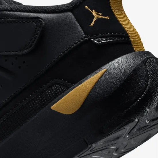 Кросівки Nike Air Jordan Max Aura 7 HQ2090-007