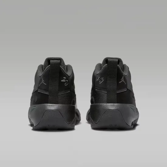 Кросівки Nike Air Jordan Max Aura 7 HQ2091-001
