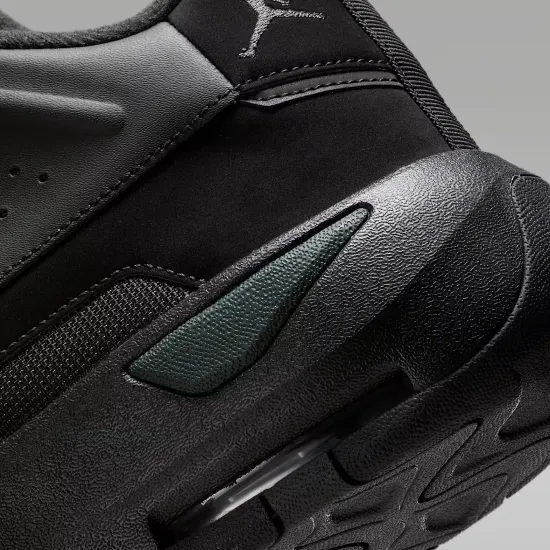 Кросівки Nike Air Jordan Max Aura 7 HQ2091-001