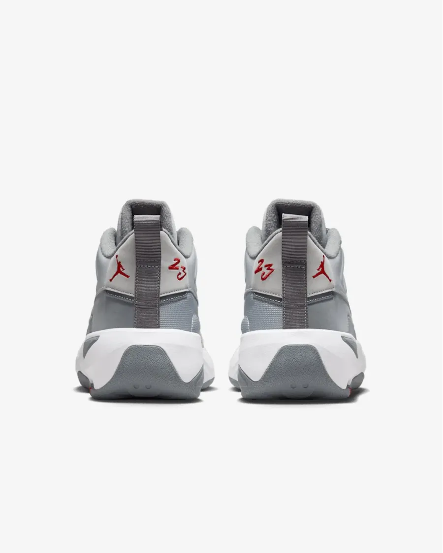 Кросівки Nike Air Jordan Max Aura 7 HQ2091-002