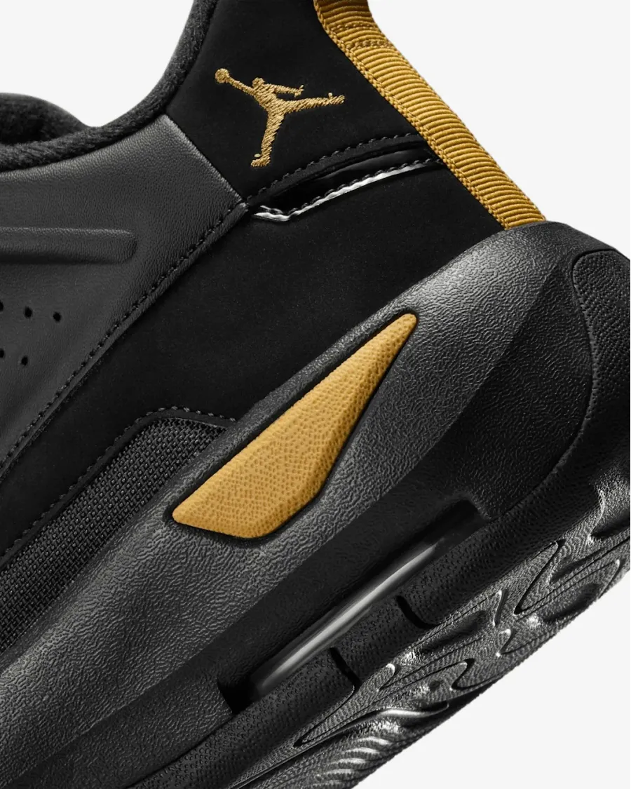 Кросівки Nike Air Jordan Max Aura 7 HQ2091-007