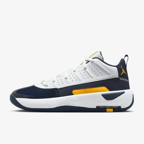 Кросівки Nike Air Jordan Max Aura 7 HQ2091-102