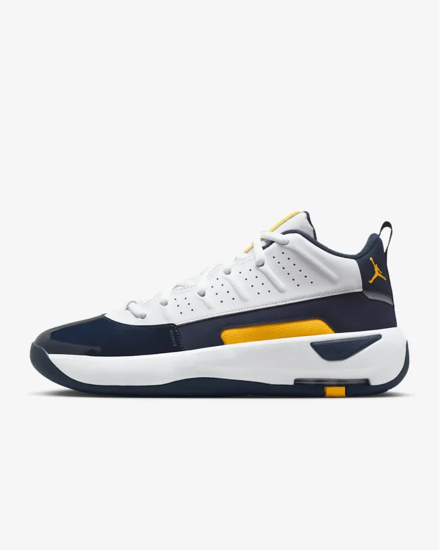 Кросівки Nike Air Jordan Max Aura 7 HQ2091-102