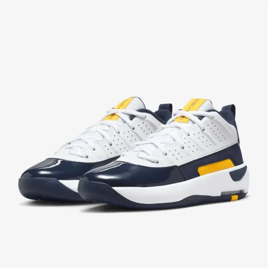 Кросівки Nike Air Jordan Max Aura 7 HQ2091-102