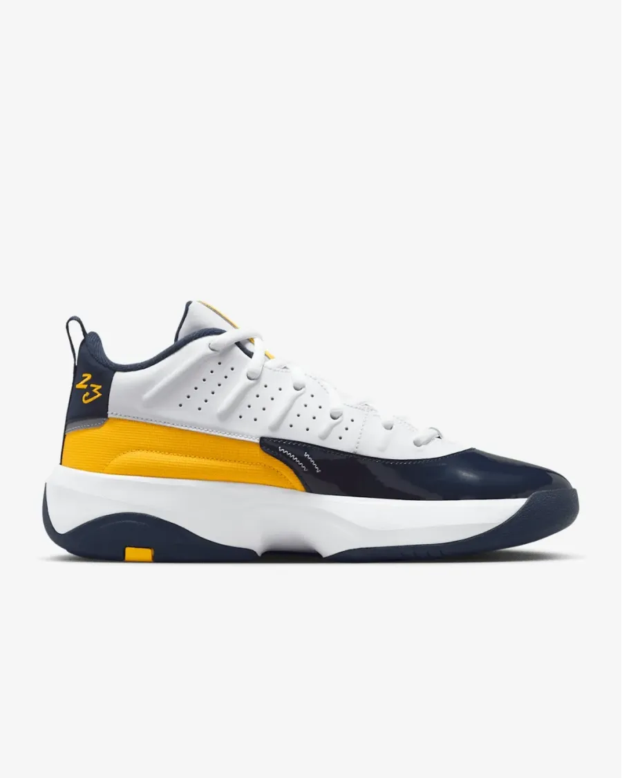 Кросівки Nike Air Jordan Max Aura 7 HQ2091-102
