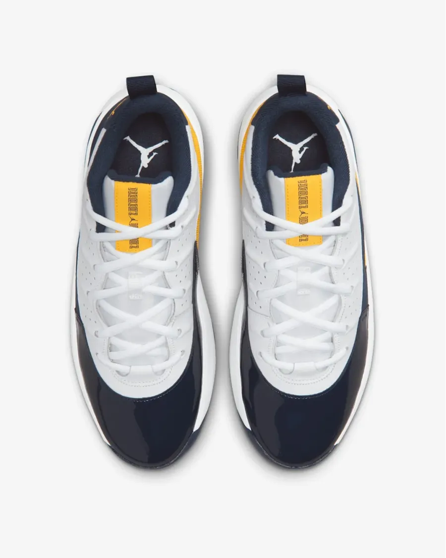Кросівки Nike Air Jordan Max Aura 7 HQ2091-102
