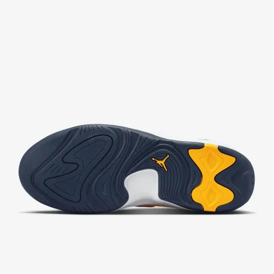 Кросівки Nike Air Jordan Max Aura 7 HQ2091-102