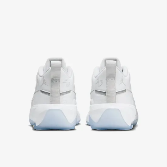 Кросівки Nike Air Jordan Max Aura 7 HQ2091-105