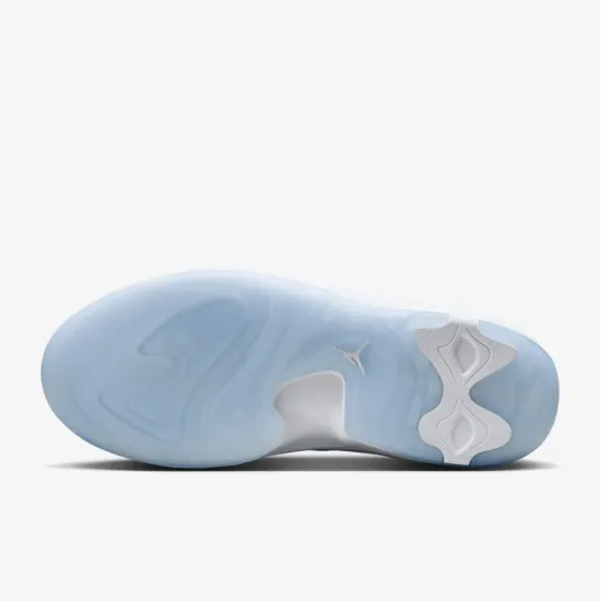Кросівки Nike Air Jordan Max Aura 7 HQ2091-105