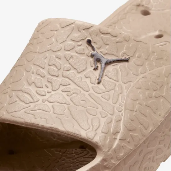 Тапочки Nike Air Jordan Franchise Shower HQ2163-200