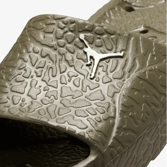 Тапочки Nike Air Jordan Franchise Shower HQ2163-201