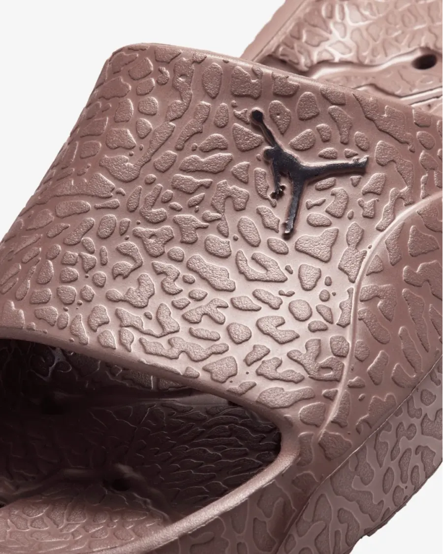 Тапочки Nike Air Jordan Franchise Shower HQ2163-500