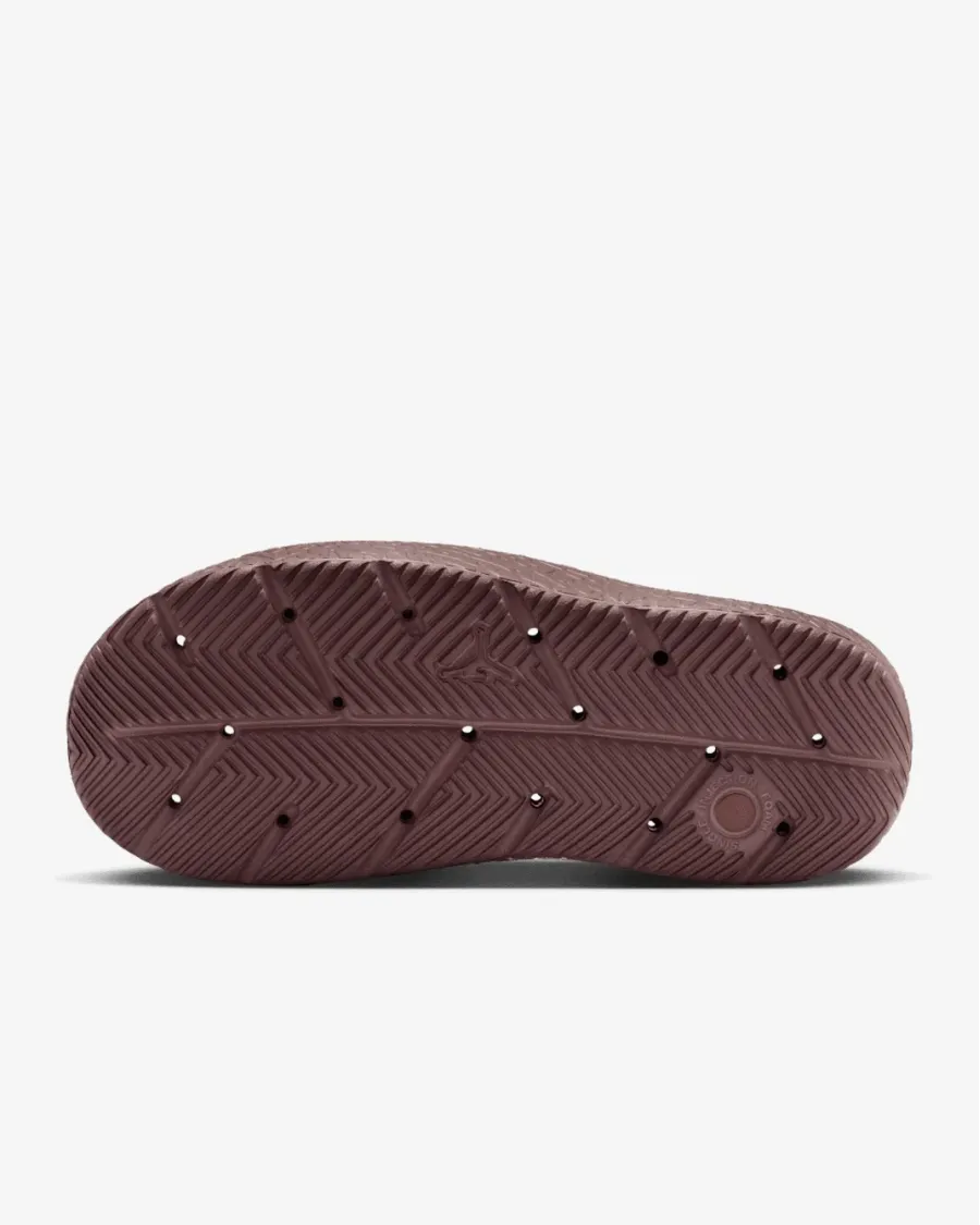 Тапочки Nike Air Jordan Franchise Shower HQ2163-500