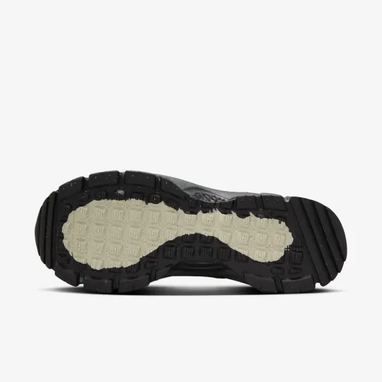 Кросівки Nike Zoom Vomero 5 Roam HQ2181-003