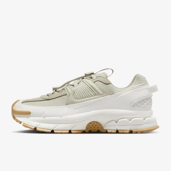 Кросівки Nike Zoom Vomero 5 Roam HQ2181-100