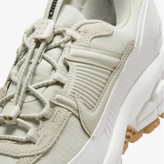 Кросівки Nike Zoom Vomero 5 Roam HQ2181-100