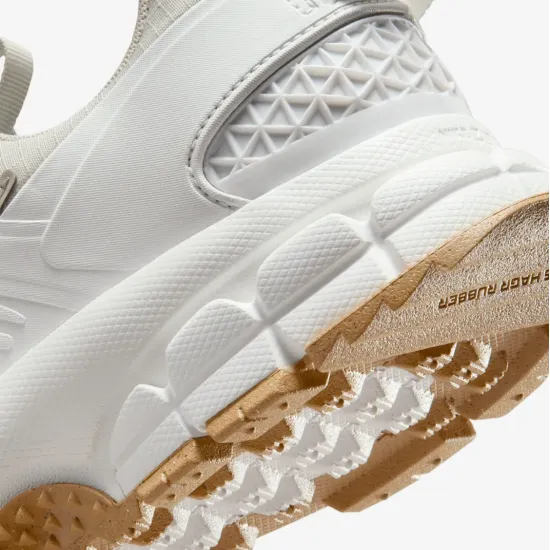Кросівки Nike Zoom Vomero 5 Roam HQ2181-100