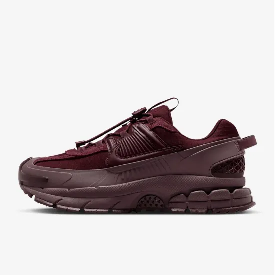 Кросівки Nike Zoom Vomero 5 Roam HQ2181-500