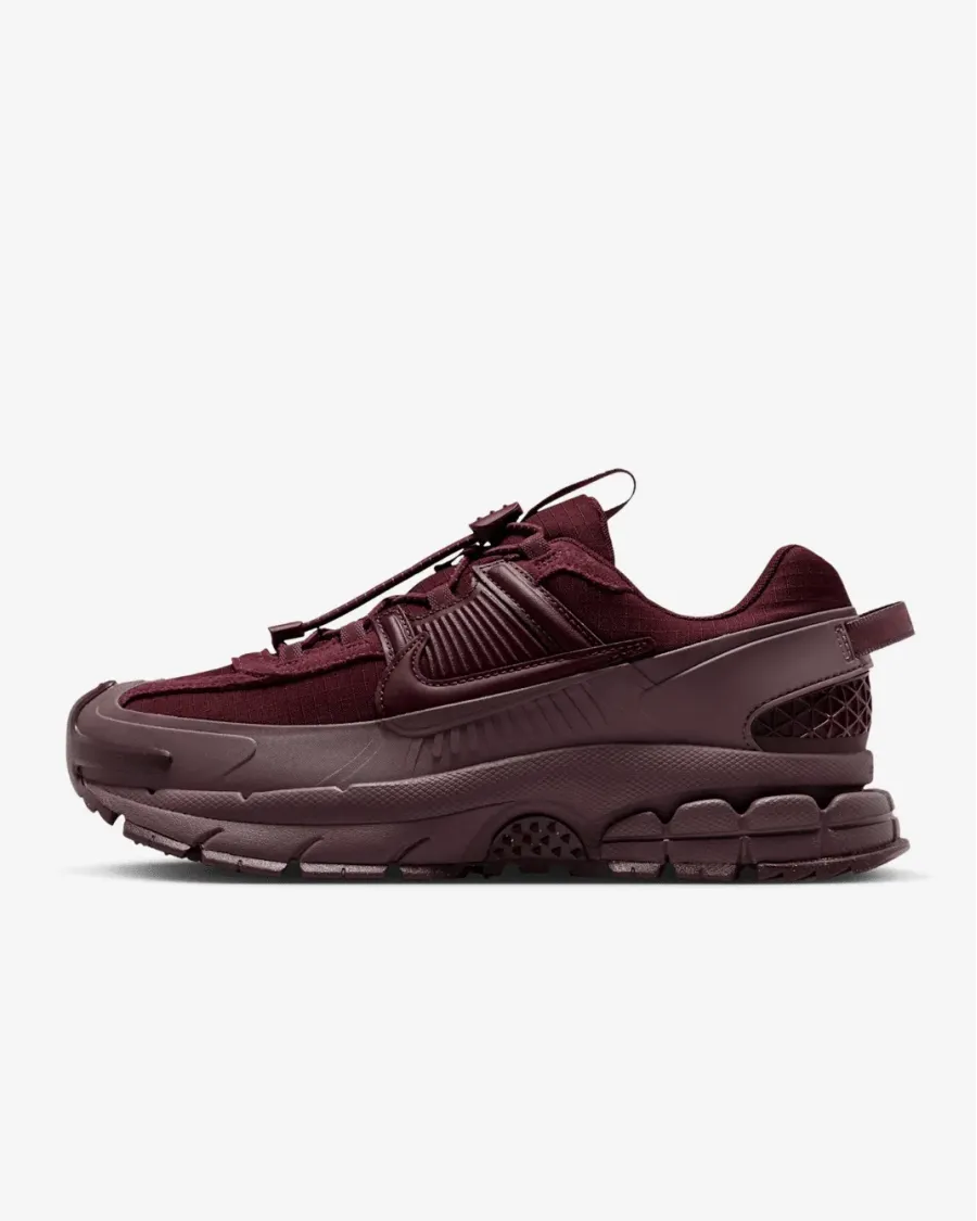 Кросівки Nike Zoom Vomero 5 Roam HQ2181-500