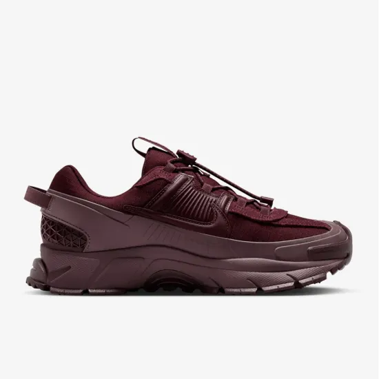 Кросівки Nike Zoom Vomero 5 Roam HQ2181-500