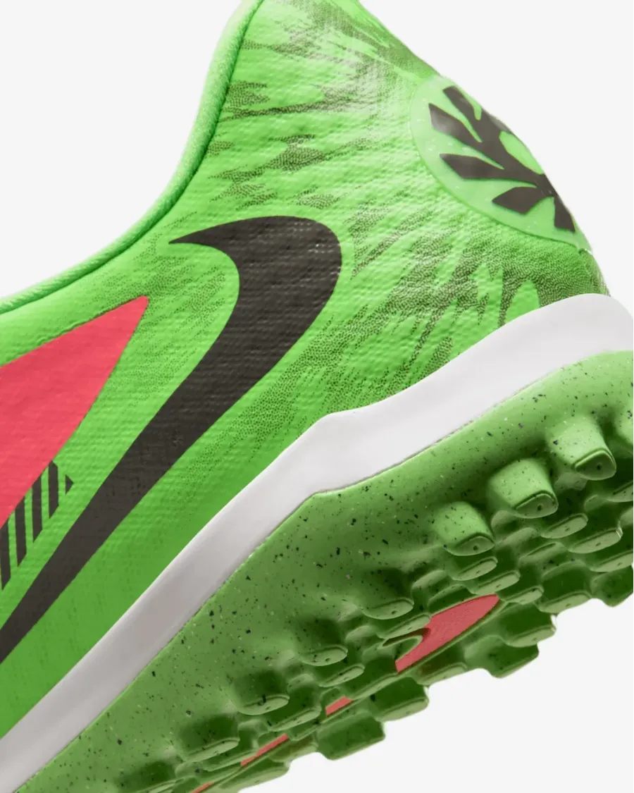 Сороконіжки Nike Phantom 6 Low Academy Erling Haaland TF HQ2326-603