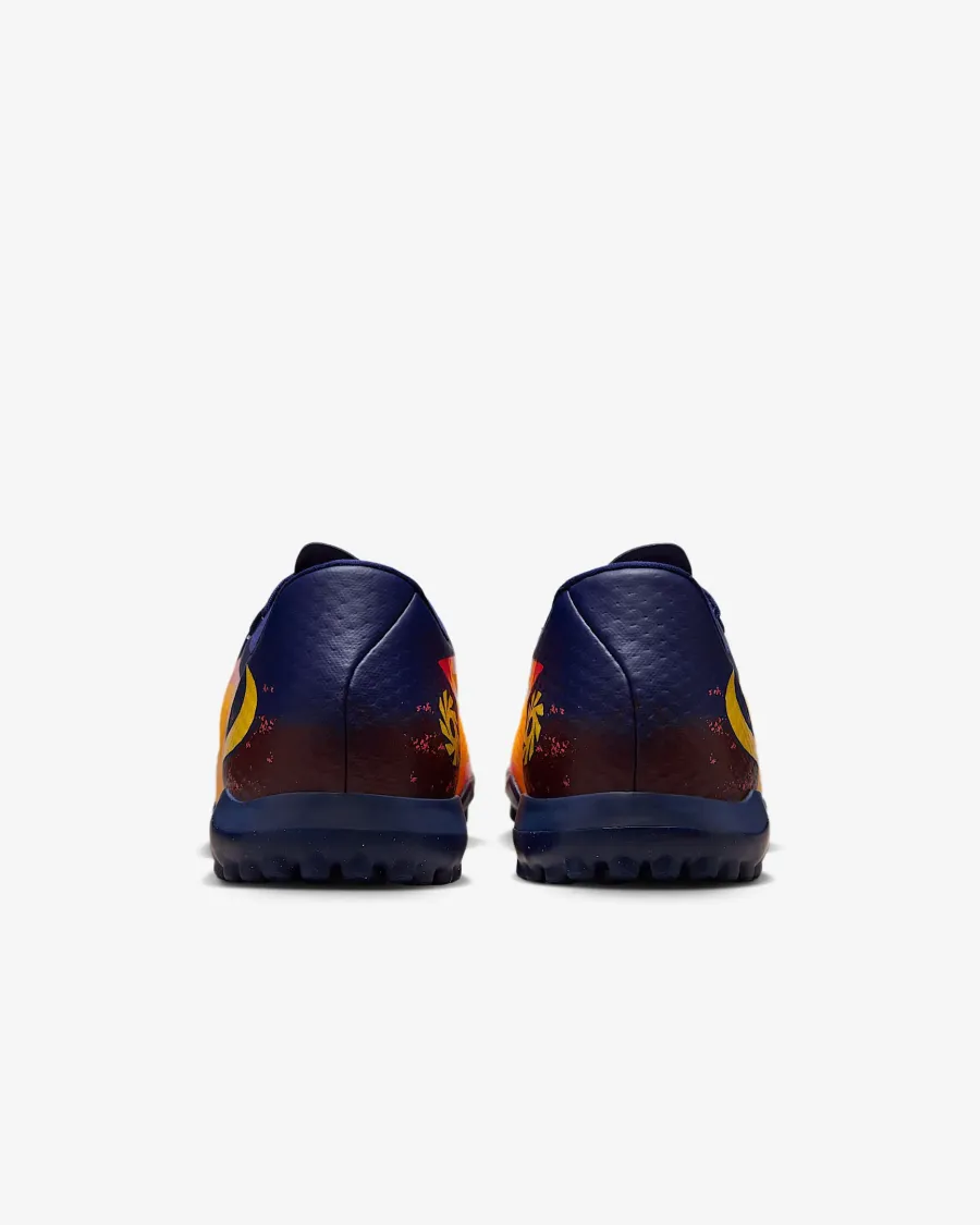 Сороконіжки Nike Phantom 6 Low Academy Erling Haaland TF HQ2326-800