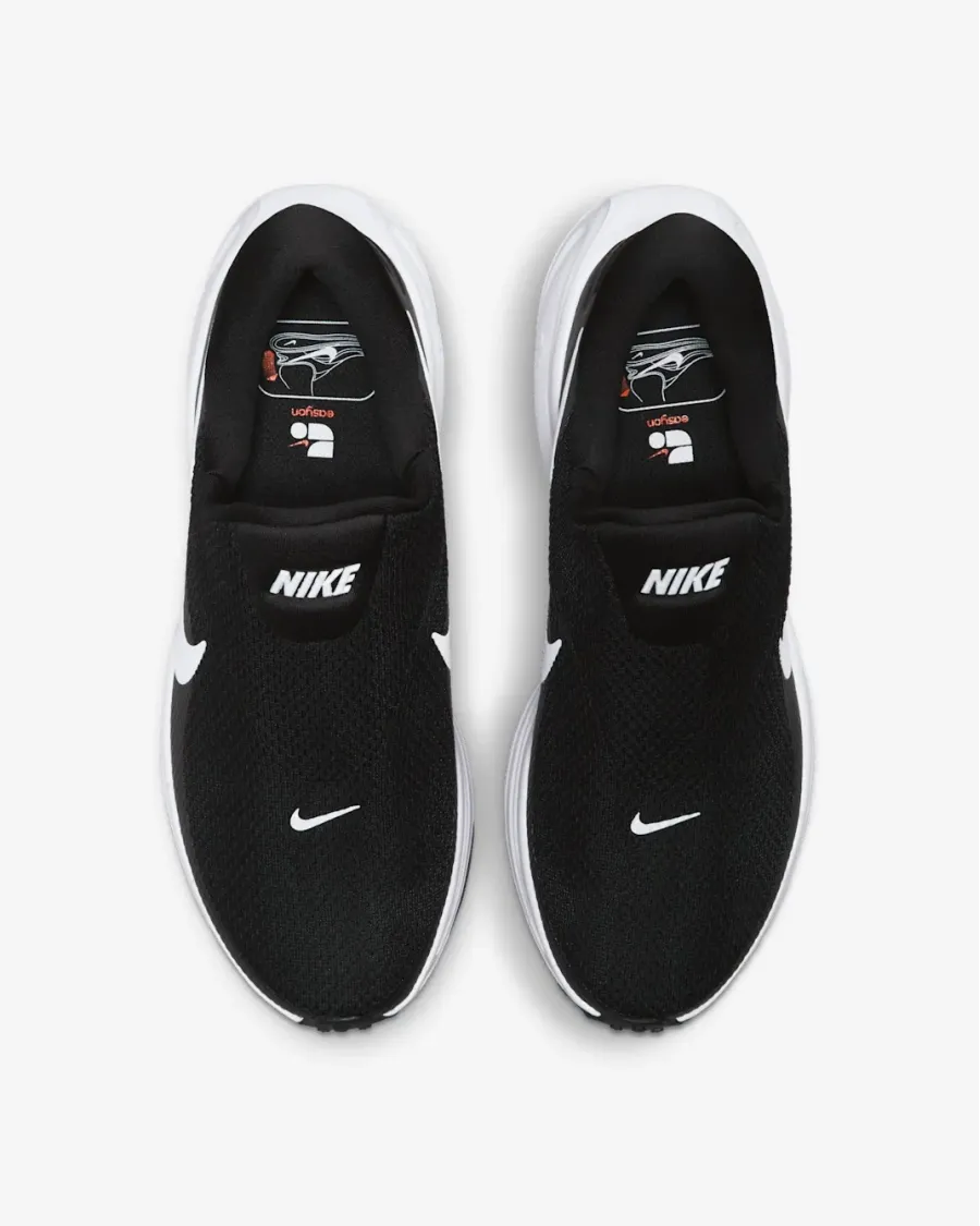 Кросівки Nike Revolution 8 EasyOn Road Running HQ2415-001