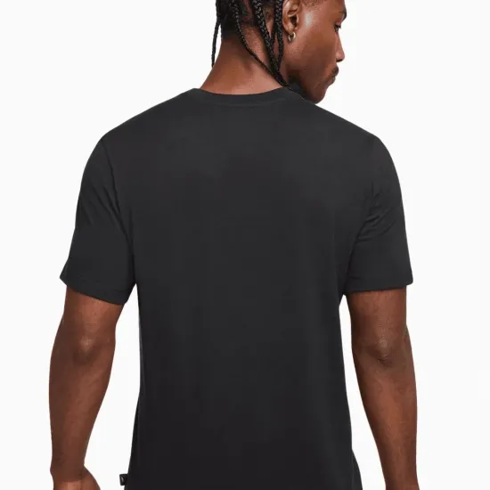 Футболка Nike Sportswear Club Crew HQ2434-010