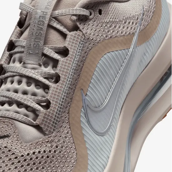 Кросівки Nike Pegasus Premium HQ2592-010