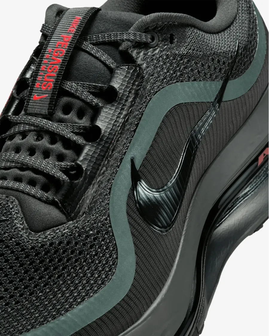 Кросівки Nike Pegasus Premium HQ2592-011