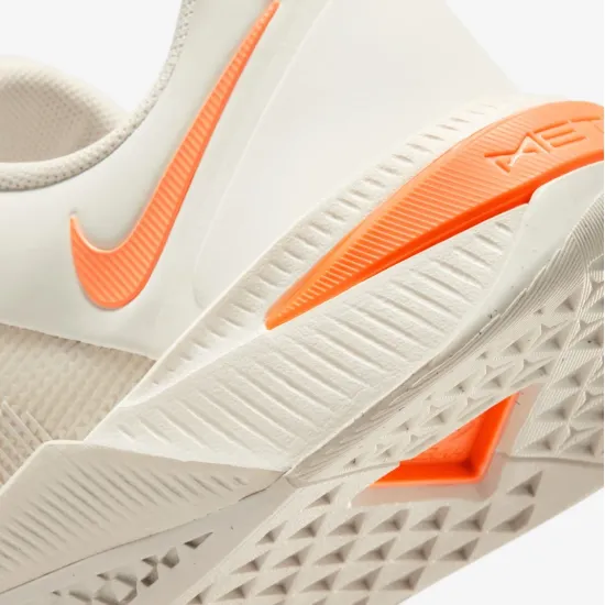 Кросівки Nike Metcon 10 HQ2620-101