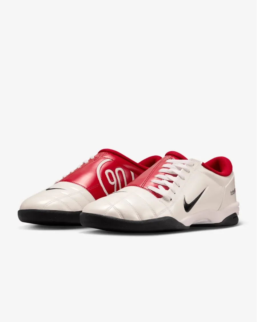 Кросівки Nike Total 90 III HQ2851-100