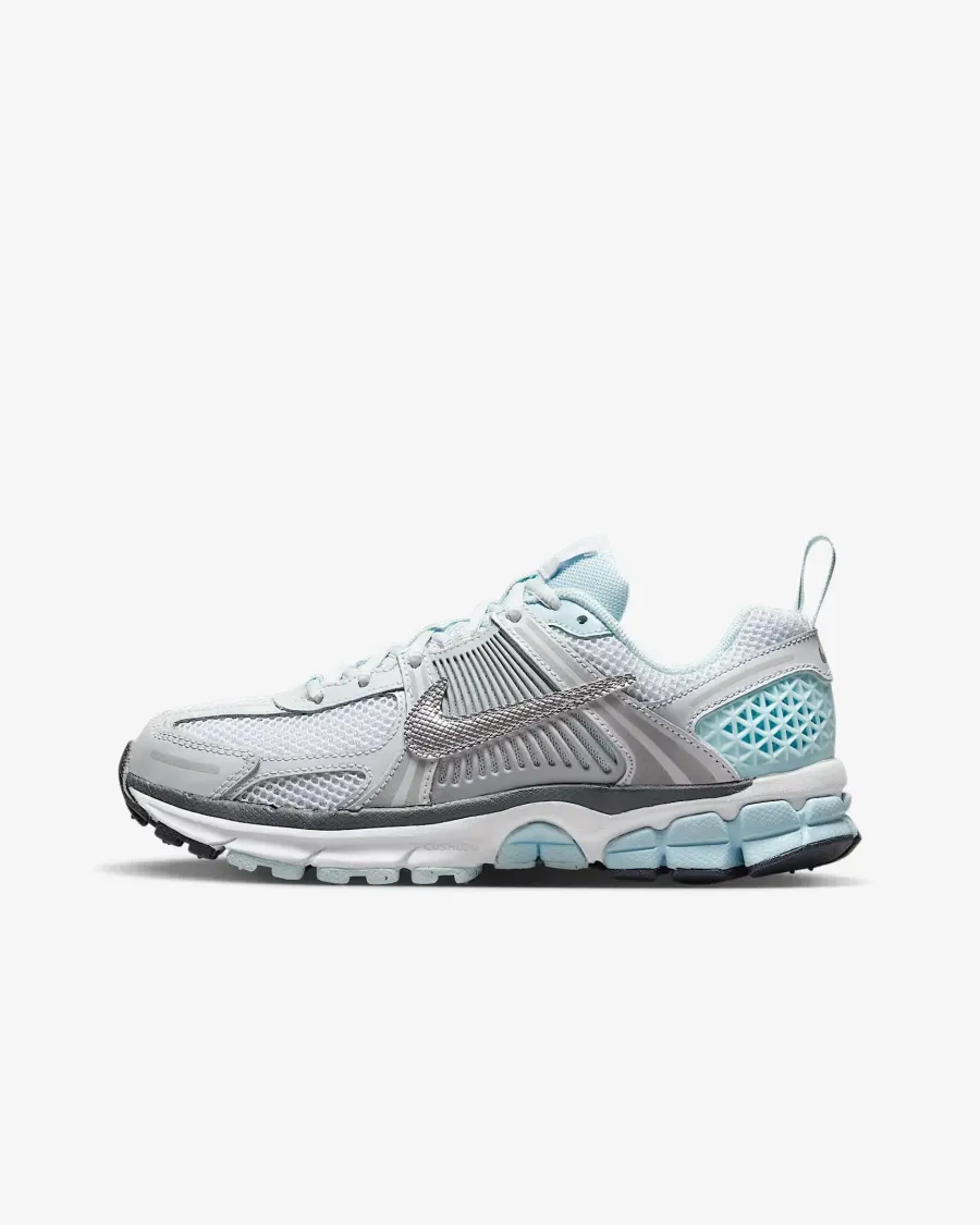 Кросівки Nike Zoom Vomero 5 HQ3255-043