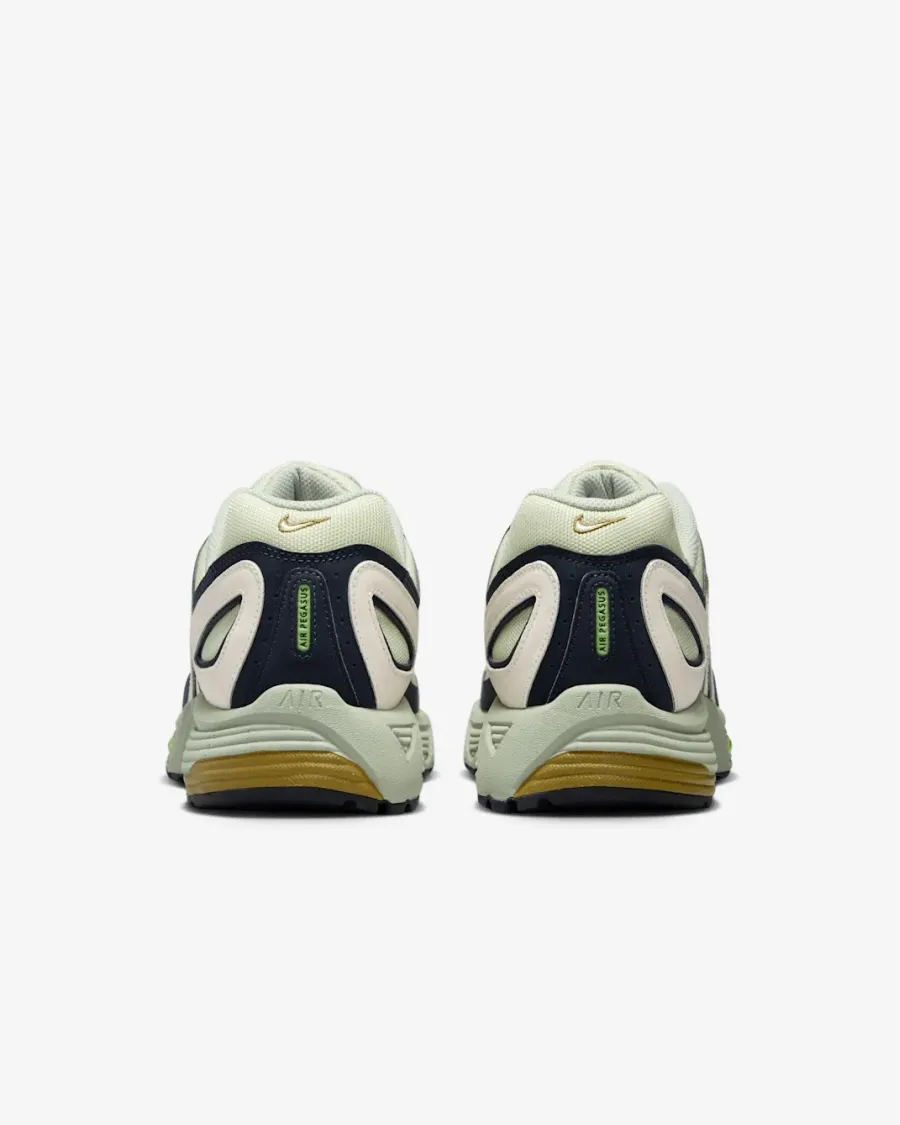 Кросівки Nike Air Pegasus 2K5 HQ3444-343