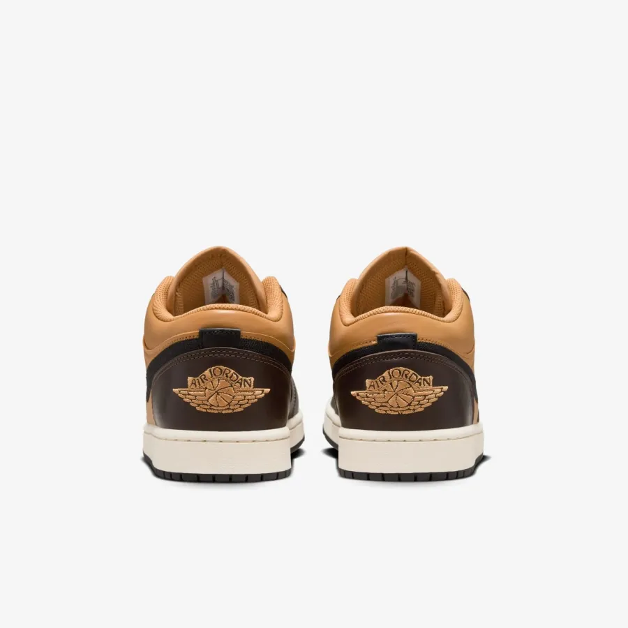 Кросівки Nike Air Jordan 1 Low SE HQ3603-201