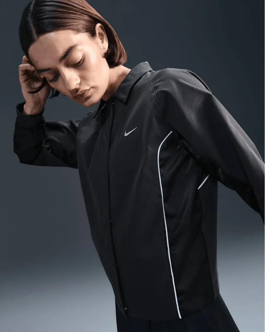 Куртка Nike Sportswear Woven HQ3750-010