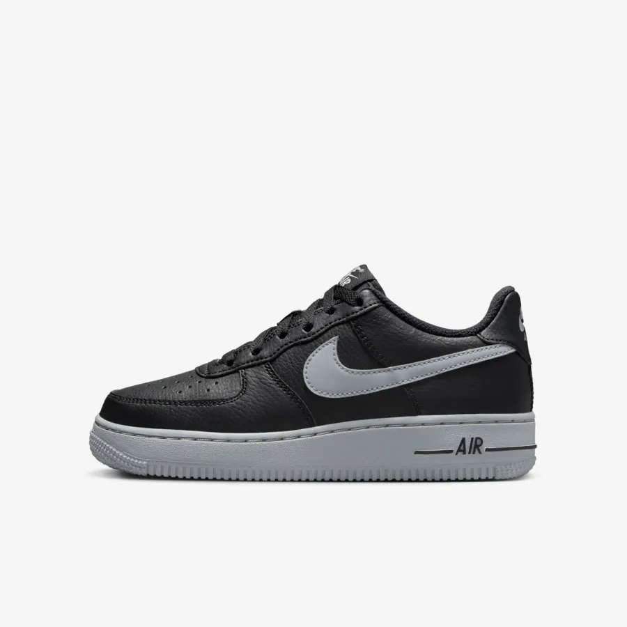 Кросівки Nike Air Force 1 Low HQ3807-001