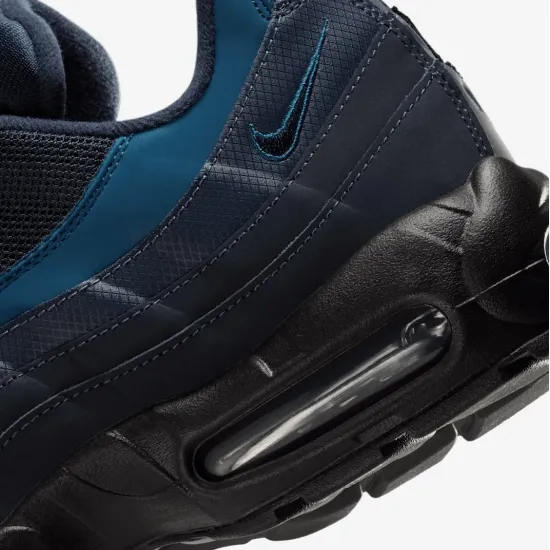 Кросівки Nike Air Max 95 HQ3825-001