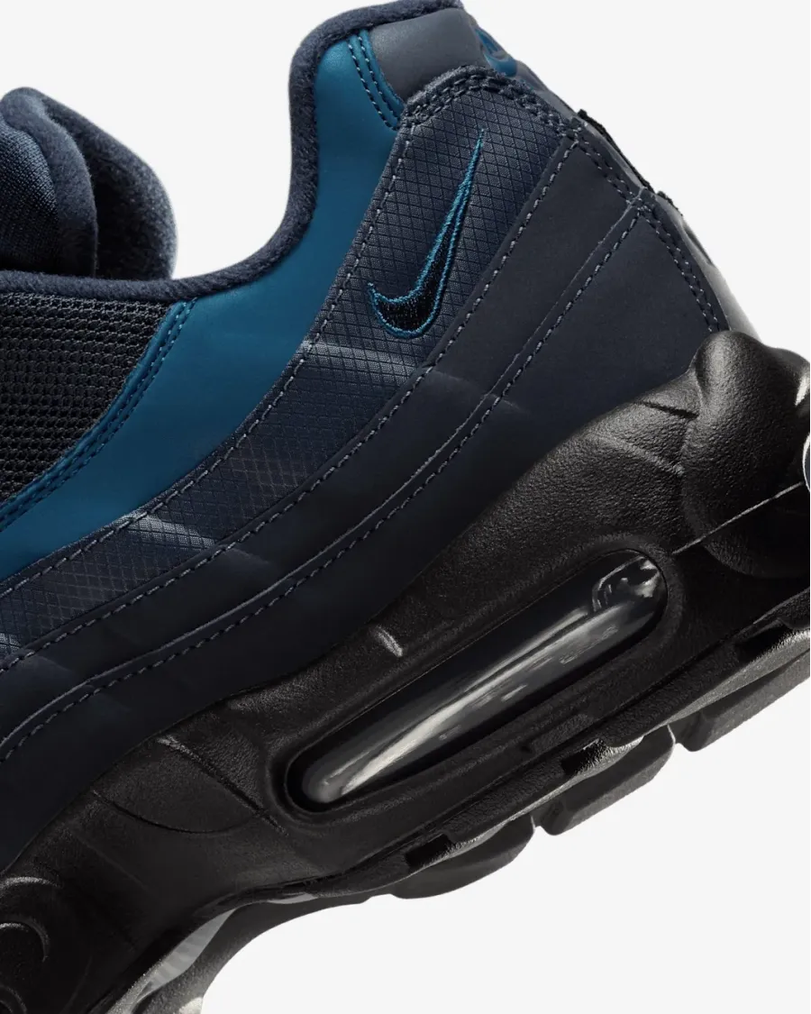 Кросівки Nike Air Max 95 HQ3825-001