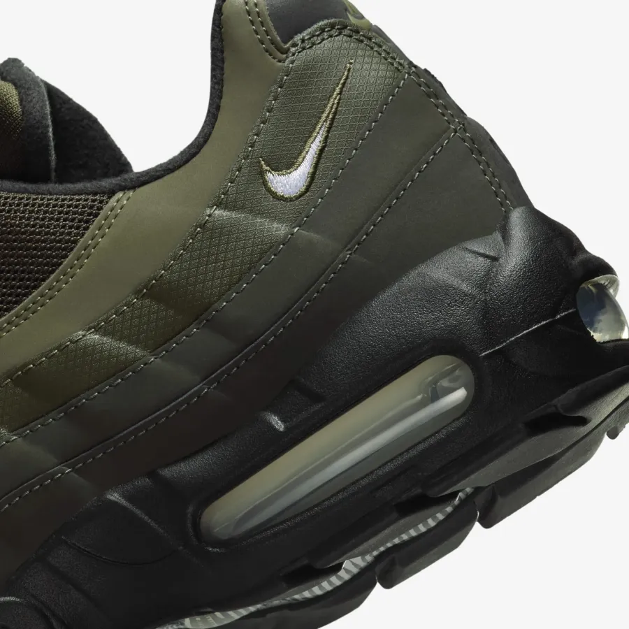 Кросівки Nike Air Max 95 HQ3825-300
