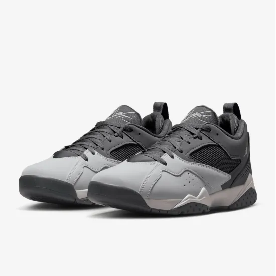 Кросівки Nike Air Jordan MVP 92 HQ3950-001