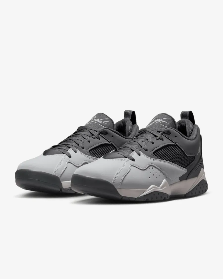 Кросівки Nike Air Jordan MVP 92 HQ3950-001